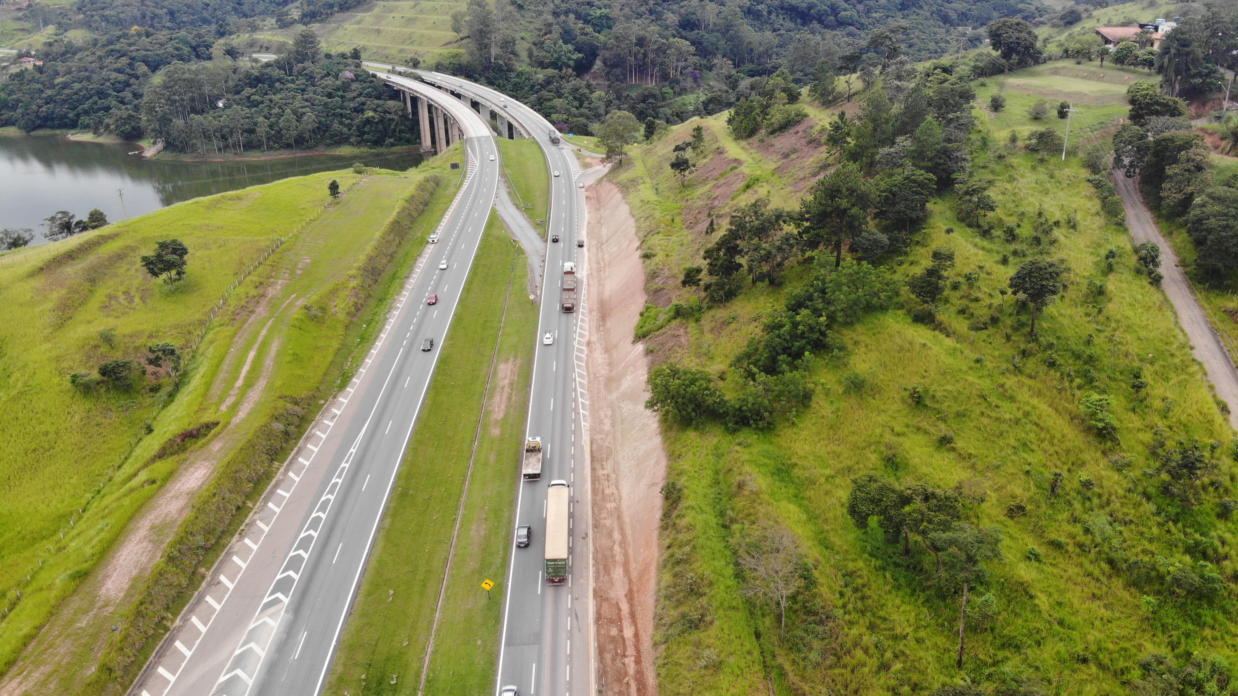 Legenda: Concessionária já iniciou obra em acesso do km 47 da D. Pedro I (SP-065), em Nazaré Paulista