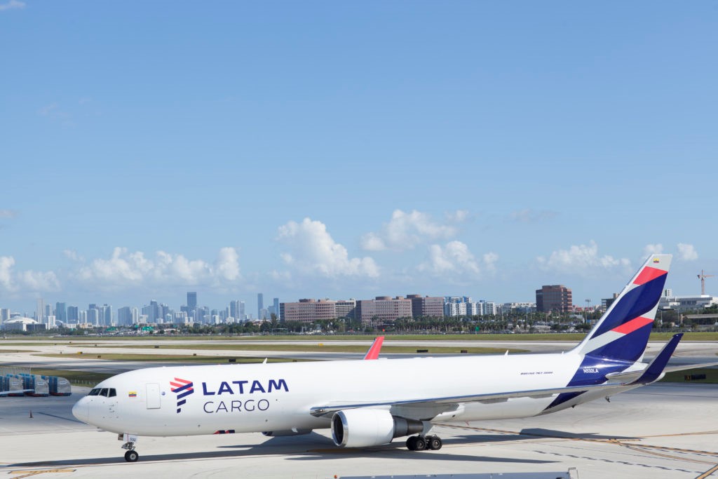 LATAM Cargo lança voo São Paulo-Recife-Manaus e cresce mais de 60% em Pernambuco